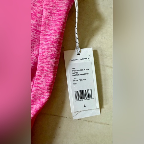 Vineyard Vines Performance Skort Size L(14) NWT 🌸🌸🌸 - Picture 4 of 5